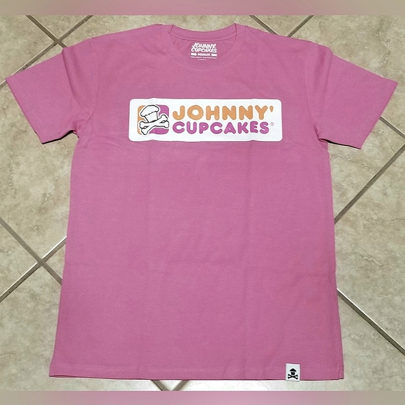 Johnny Cupcakes Other - Johnny Cupcakes - Runs On Cupcakes Exclusive Pink T-Shirt (Adult Medium)